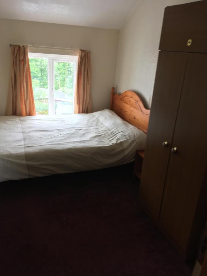 Pantyrathro International Hostel Carmarthen Dış mekan fotoğraf