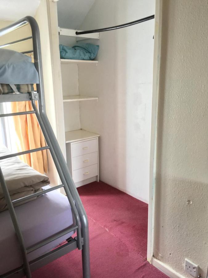 Pantyrathro International Hostel Carmarthen Dış mekan fotoğraf
