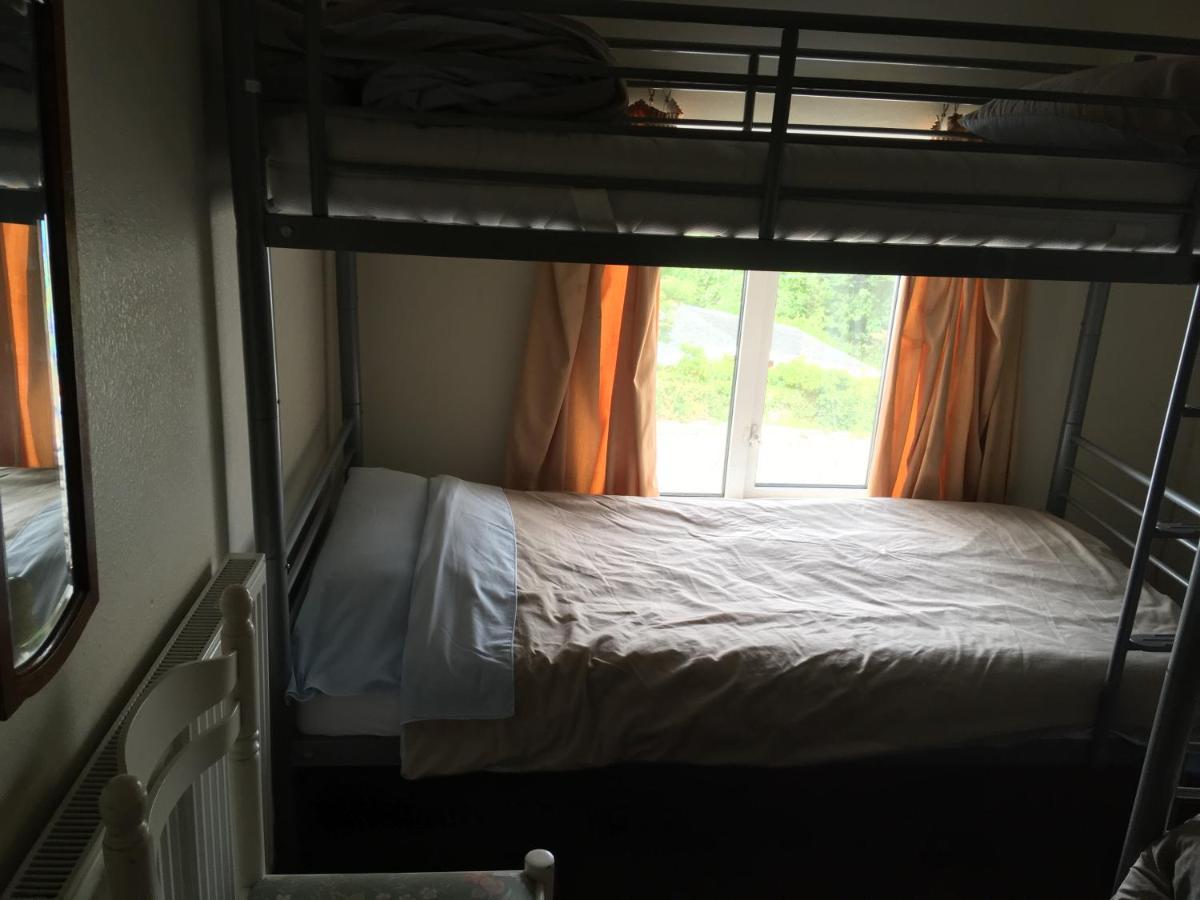 Pantyrathro International Hostel Carmarthen Dış mekan fotoğraf