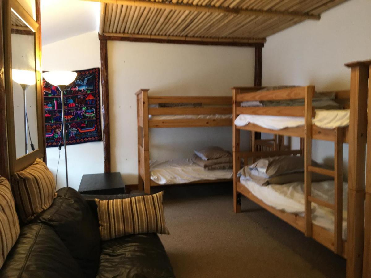 Pantyrathro International Hostel Carmarthen Dış mekan fotoğraf